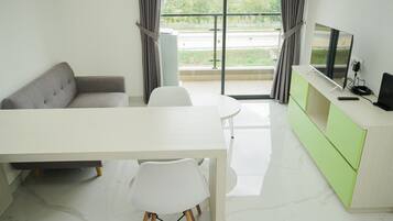 Room | Living room | TV