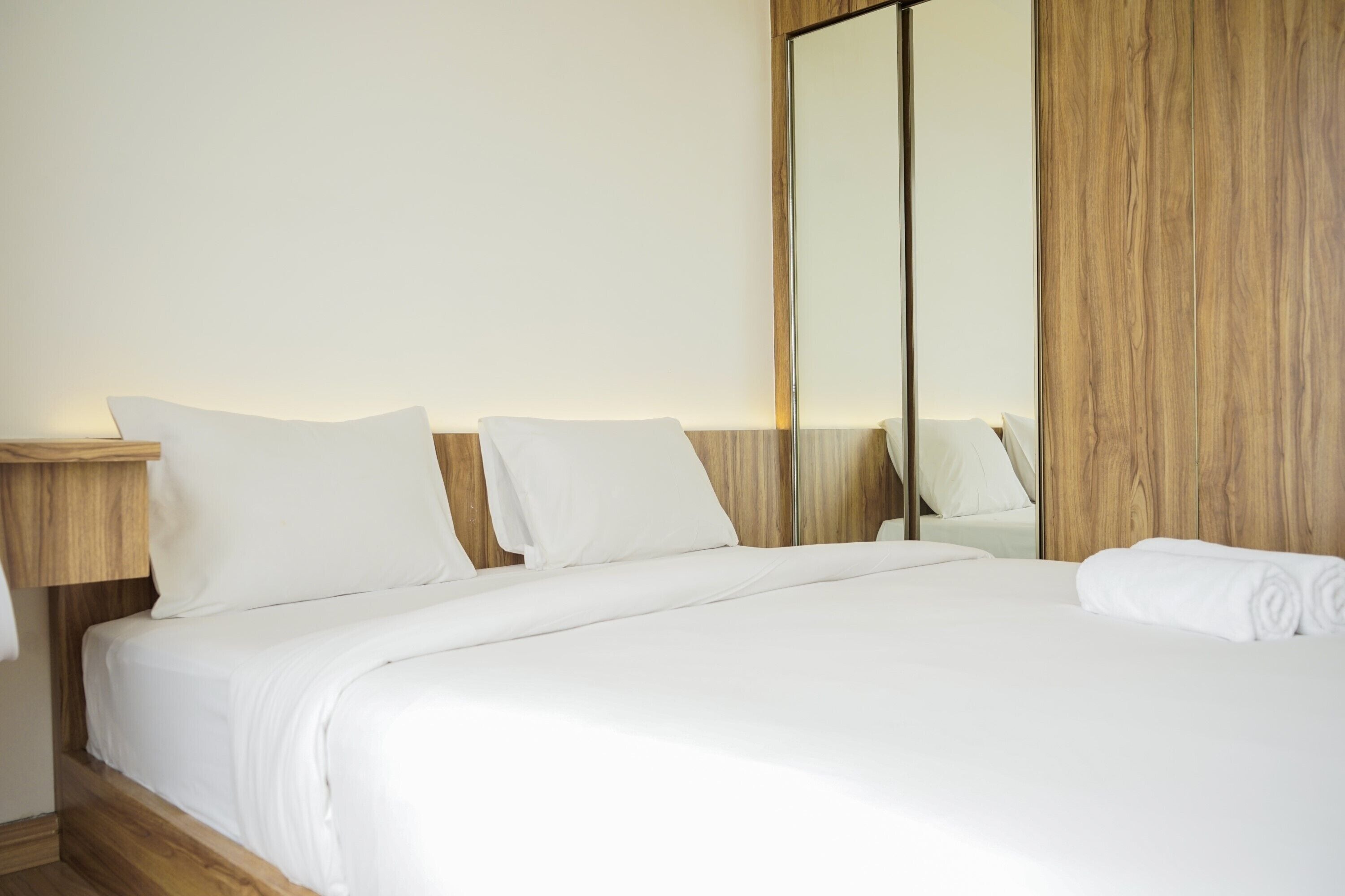 Room | 2 bedrooms, bed sheets