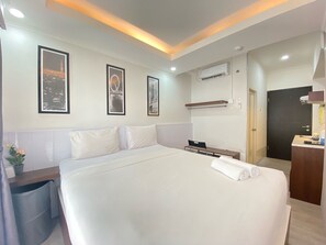 Room - Gorgeous Studio Room At Grand Asia Afrika Apartment (Bandung)