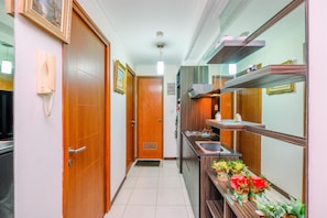Interior - Cozy And Nice 2Br Apartment At Maple Park Sunter (Jakarta)