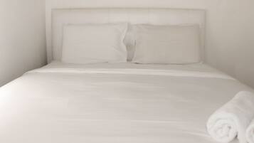 Habitación | 2 dormitorios, wifi gratis, ropa de cama