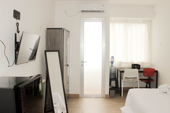 Interior - Comfy And Tidy Studio At Riverview Jababeka Apartment (Cikarang)