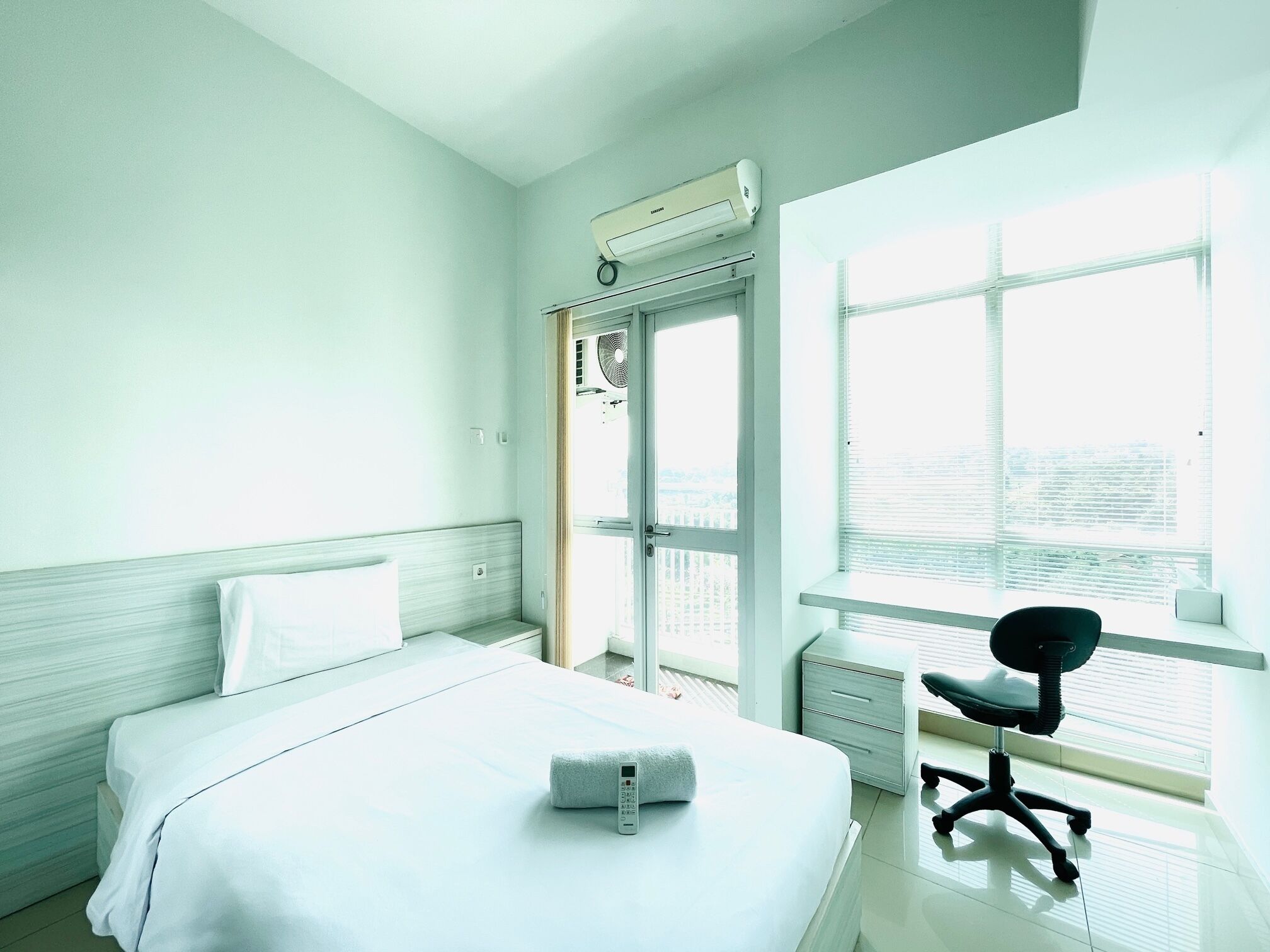 Camera | 1 camera, lenzuola