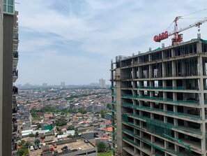 View from property - Fancy And Nice Studio At Sunter Park View Apartment (Jakarta)