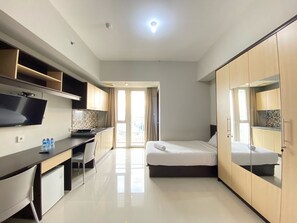 Interior - Private And Spacious Studio Room At Skyland City Jatinangor (Hegarmanah)