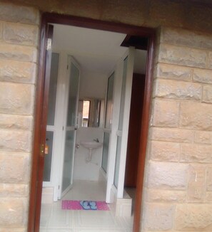 Elite Studio - Celio Jardine Lavington (Nairobi)