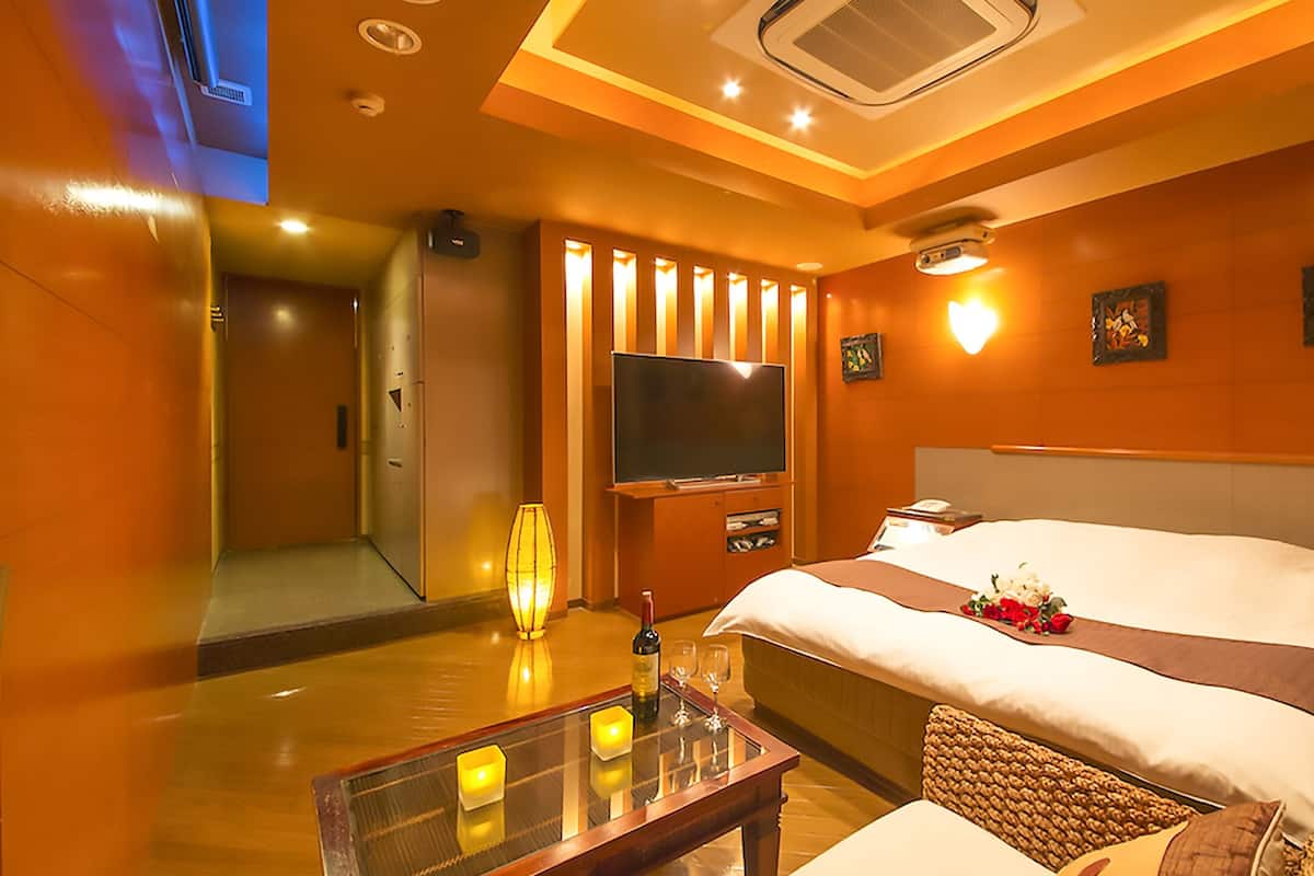Economy-Doppelzimmer | Individuell dekoriert, individuell eingerichtet, Schreibtisch