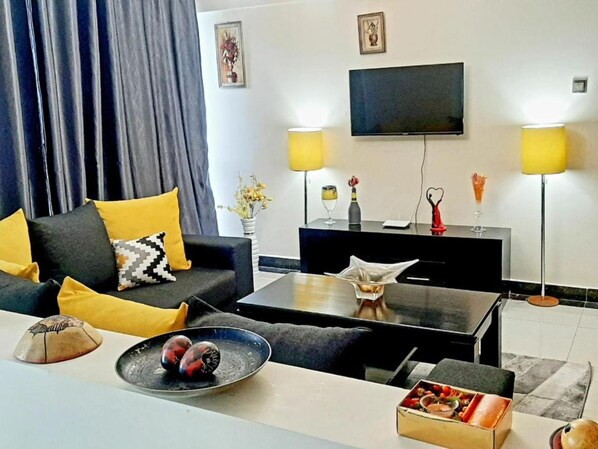 Living area - Stay.Plus Mideya Suites Kileleshwa (Nairobi)