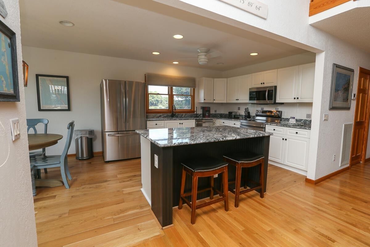 🏖️ Updated Soundside home in Kitty Hawk w/Private Pool - Dogs Allowed🐾