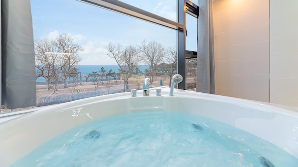 Exterior - Yeongheongdo Badanoel spa Pension (Incheon)