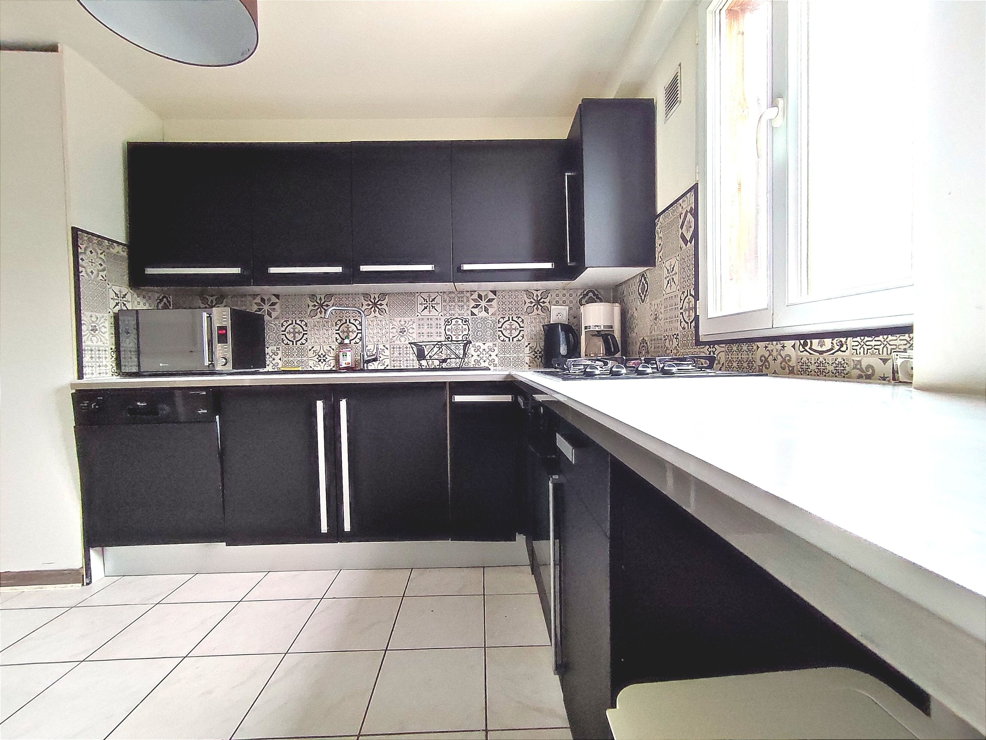 House chalet swimming pool near golf hypodrome shops lake 7 min