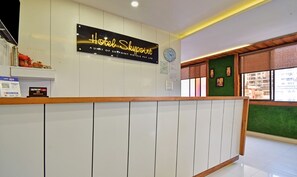 Reception - Treebo Sky Point (Jalpaiguri)