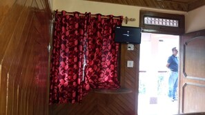 Deluxe Double Room | Pemandangan dari bilik