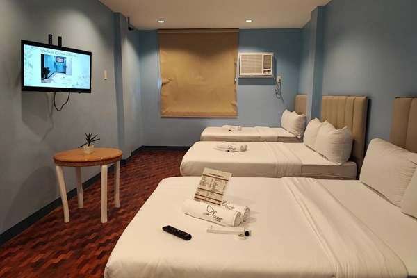 Family Studio Suite | Free WiFi, bed sheets