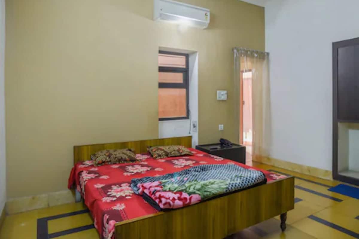 Habitación doble Deluxe, 1 cama King size, para no fumadores, vista a la ciudad | Wifi gratis y ropa de cama