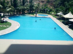 Utomhuspool