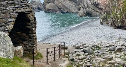 Kittiwake Cottage, Moor and Sea. Beautiful space on Exmoor