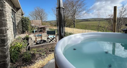Fern Cottage, Moor and Sea, stunning views over Exmoor