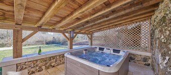 Magnificent gîte with spa, 5 minutes from Brantôme