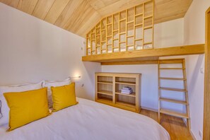 2 bedrooms, iron/ironing board, travel crib, WiFi - Magnificent gîte with spa, 5 minutes from Brantôme (Brantôme en Périgord)