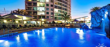 Outdoor pool, a heated pool