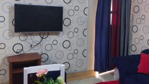 Living area - Stay.Plus Elly's Studio Apartment (Nairobi)