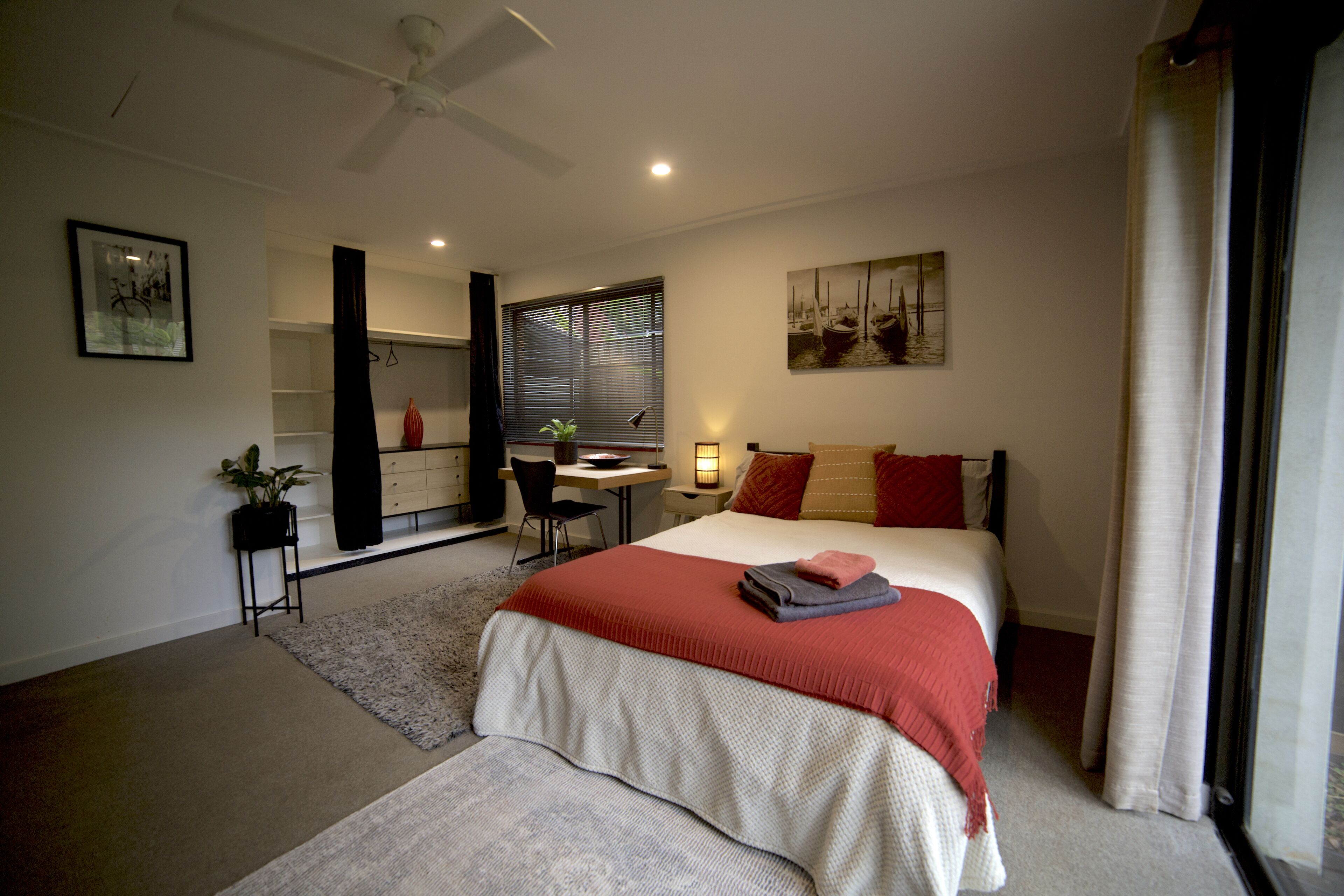 Private room and ensuite