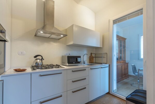 Fridge, microwave, oven, toaster