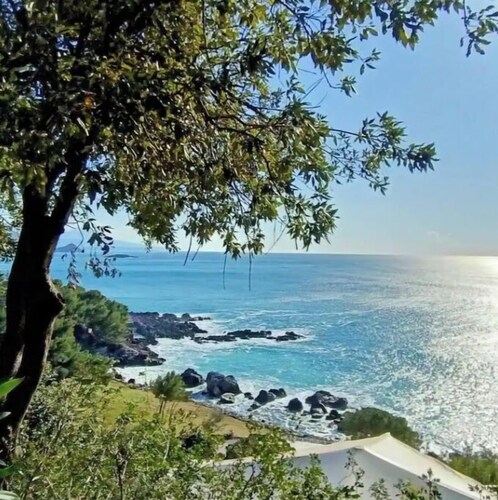 Floresta Castle for 6 people sea view