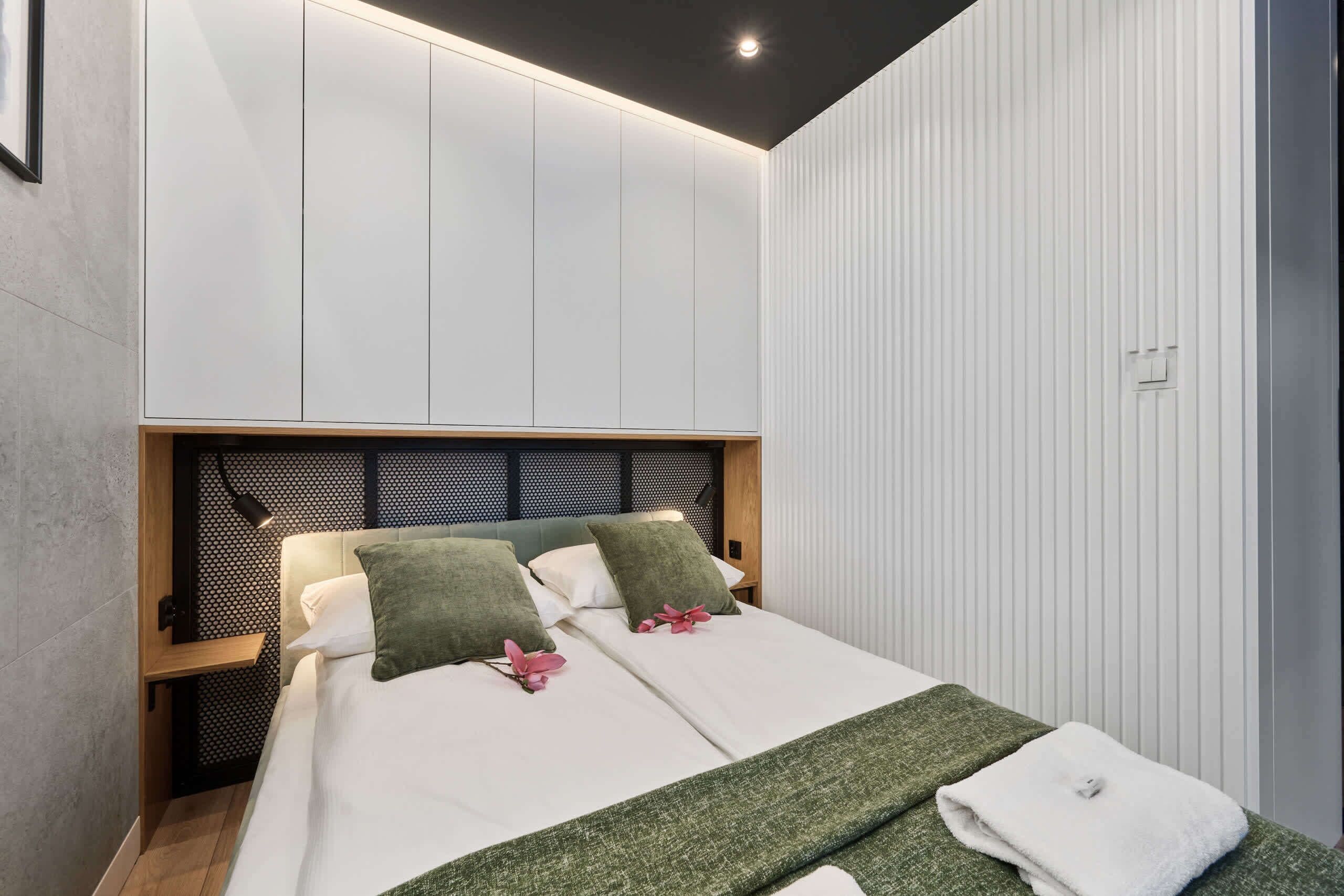 1 chambre, fer et planche à repasser, Wi-Fi, literie fournie