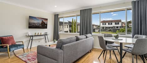 Family Apartment | Living room