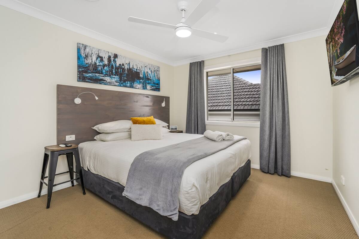 Family Apartment | Blackout drapes, iron/ironing board, WiFi (free)