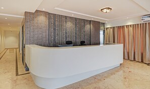 Reception - Treebo Emora Grand (Bengaluru)