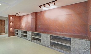 Restaurant - Treebo Emora Grand (Bengaluru)