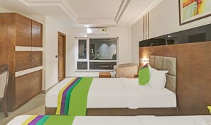 Quarto casal luxo | Escrivaninha