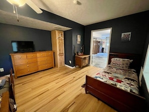 3 habitaciones, wifi gratis y ropa de cama