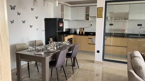 24-inch Smart TV with digital channels, TV - Stay.Plus Lavington Luxury Apartment (Nairobi)