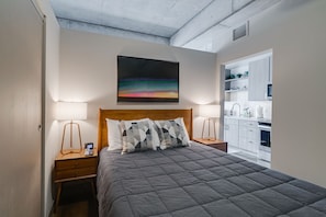 Condo, 1 Queen Bed with Sofa bed, City View | 1 bedroom, free WiFi