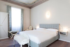 Superior Double Room | Down comforters, minibar, in-room safe, individually decorated