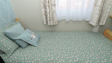 小木屋 | 2 間睡房、熨斗/熨衫板、免費 Wi-Fi、床單