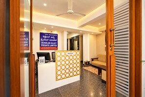 Reception - The Altruist Bellandur Hotel (Bangalore)