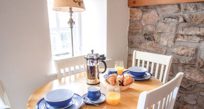 Berry Hall - Porty Eynon