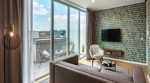 VN17 Rooftop Suites by Adrez Living