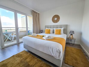 1 slaapkamer, een strijkplank/strijkijzer, gratis wifi, beddengoed