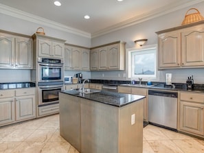 House, Multiple Beds, Balcony, Ocean View | Private kitchen | Coffee/tea maker