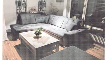 Smart-TV, DVD-Player, Tischfußball, Bücher