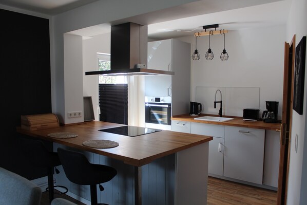 Fridge, microwave, oven, stovetop - Cottage in Kluess (Güstrow OT KLueß)