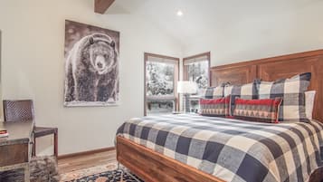 3 soverom, skrivebord, wi-fi og sengetøy