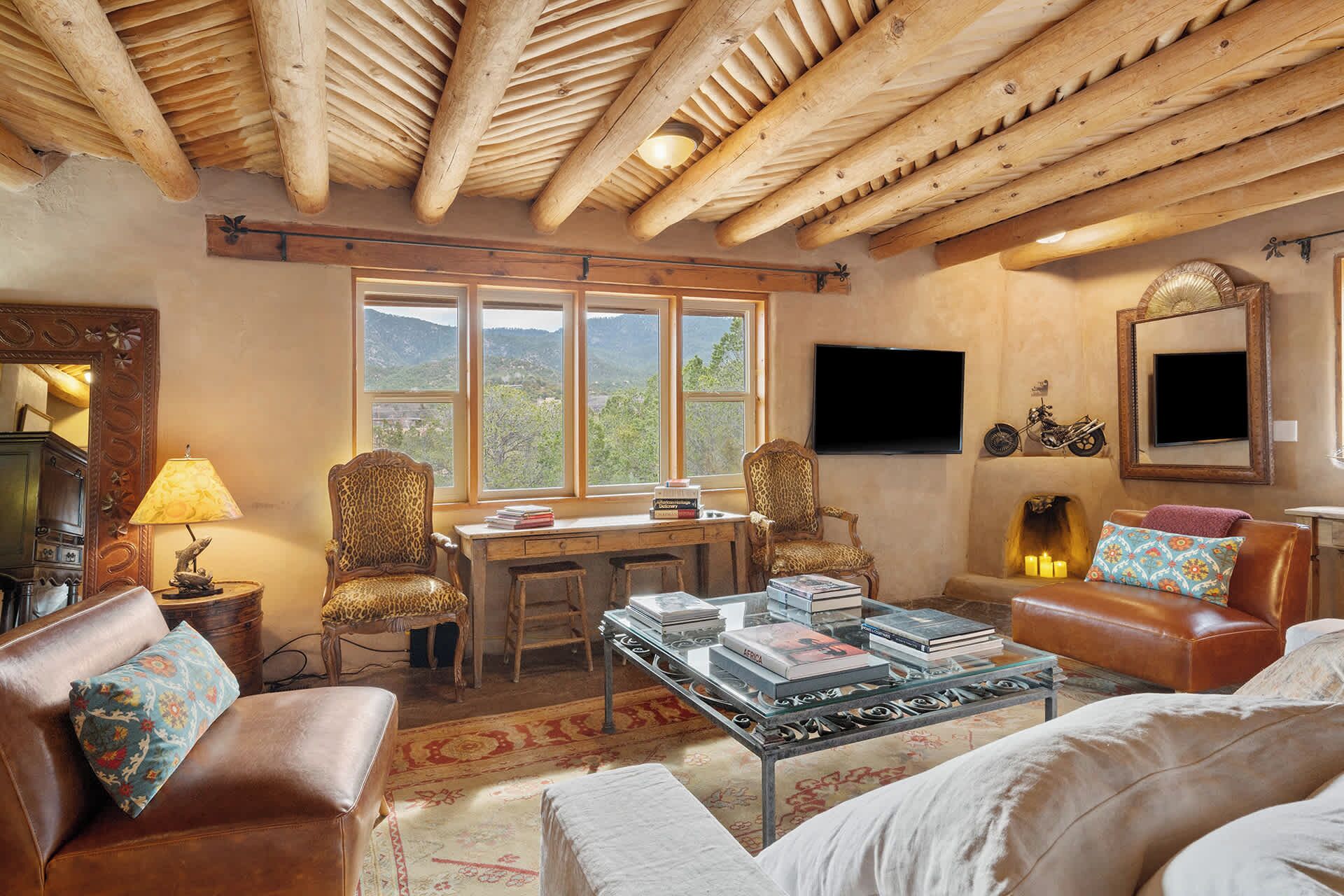 TV, fireplace, offices