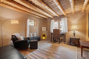 Fernseher, Kamin